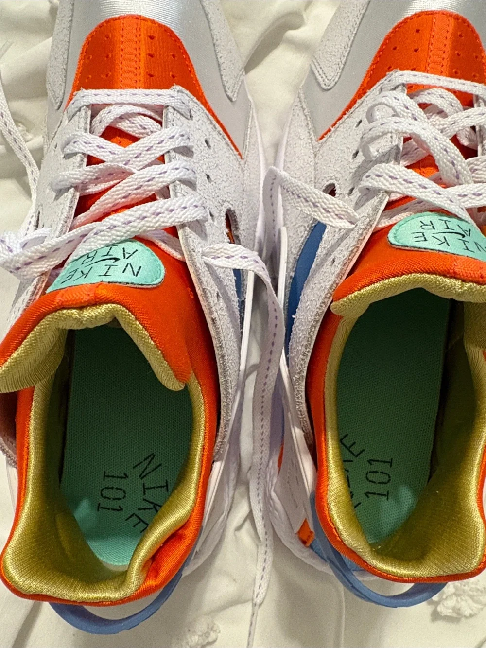Nike Men’s Sneakers in White, Orange, Blue, Mint. New never worn - Picture 6 of 8